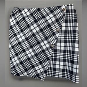 Yessica C&A Womens Black/White Plaid Faux Wrap Mini Skirt Button Accents 18/20*